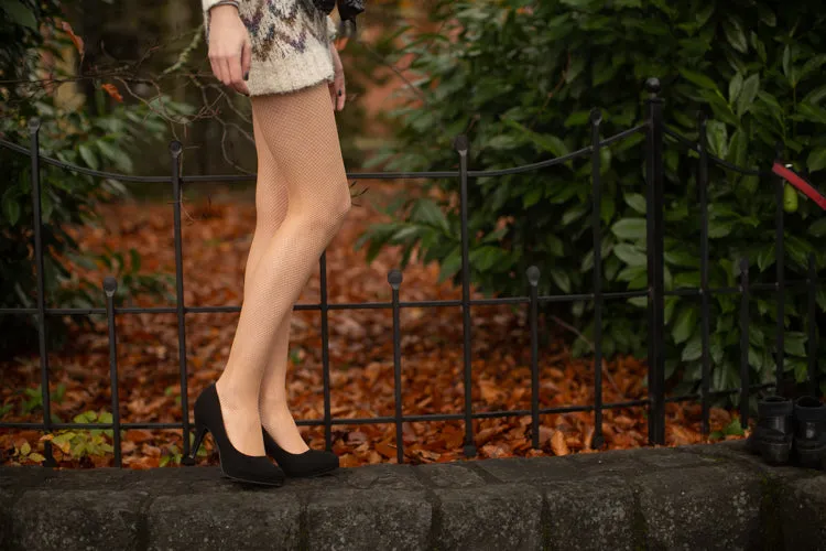 Fishnet Seamless Pantyhose