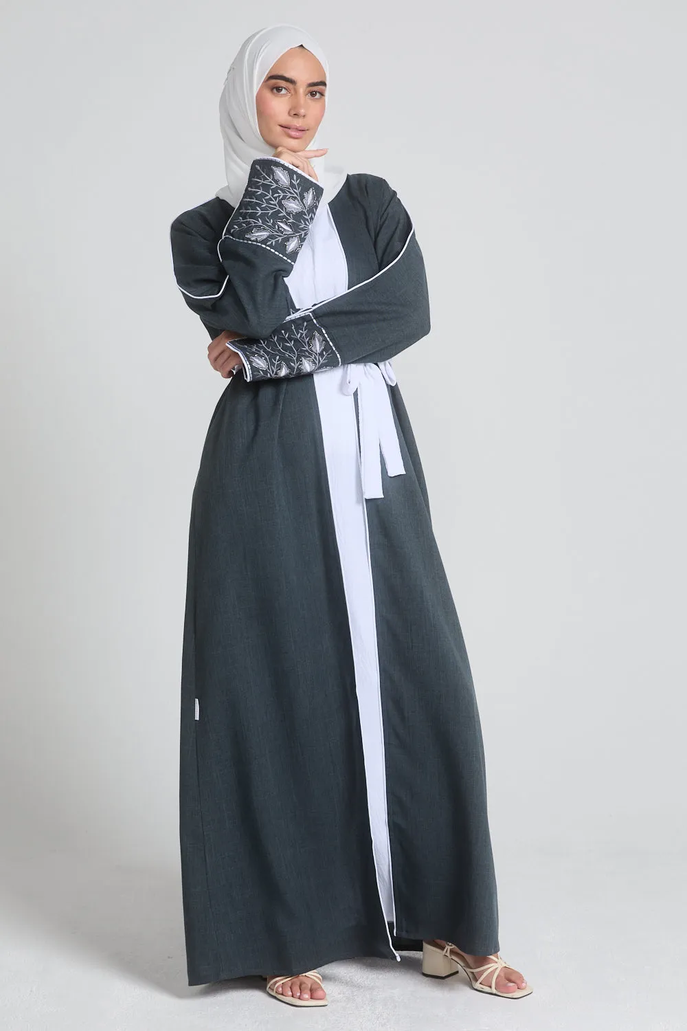 Four Piece Contrast Embroidered Cuff Open Abaya Set - Hague Blue