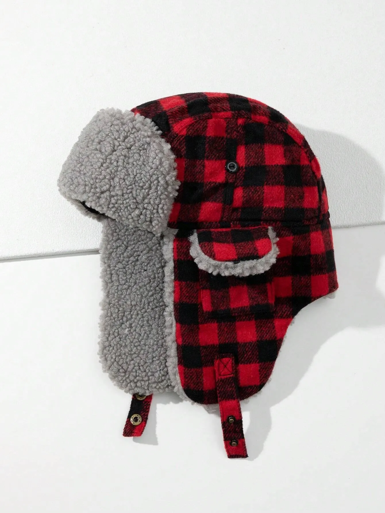 Super Cozy Checkered Red And Black Hat With Ear Flaps